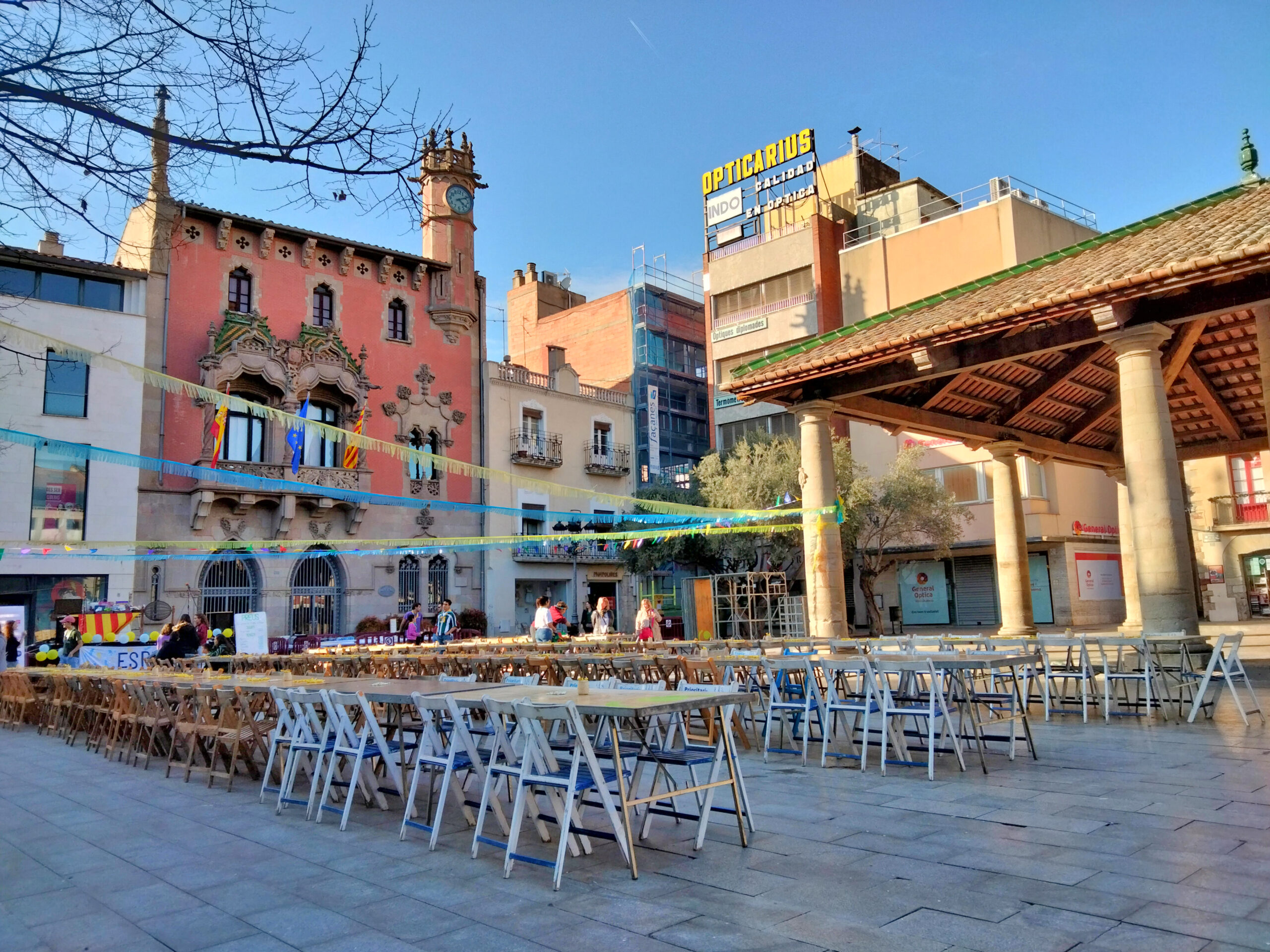 plaza porxada y ayuntamiento de granollers plaza porxada y ayuntamiento de granollers
